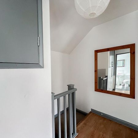 Well-Equipped 4 Bedroom House Close To City Centre ليدز المظهر الخارجي الصورة
